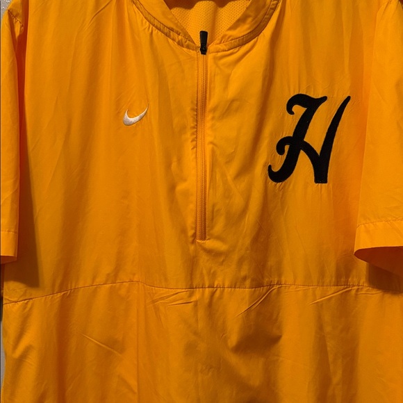 Nike Yellow Raincoat with Black Logo - Picture 2 of 8